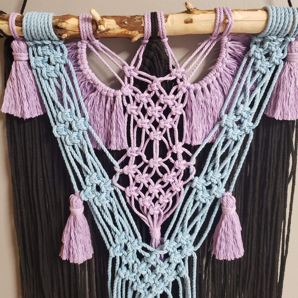 Macrame Wall Hanging - Picture 5 of 6